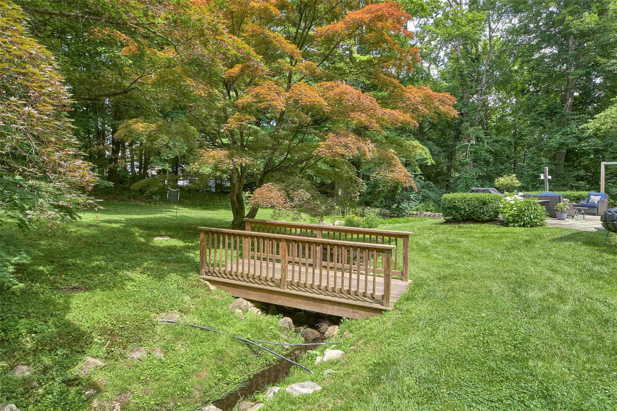 Chappaqua, New York 10514, United States, 3 Bedrooms Bedrooms, ,4 BathroomsBathrooms,Residential,Active,162186