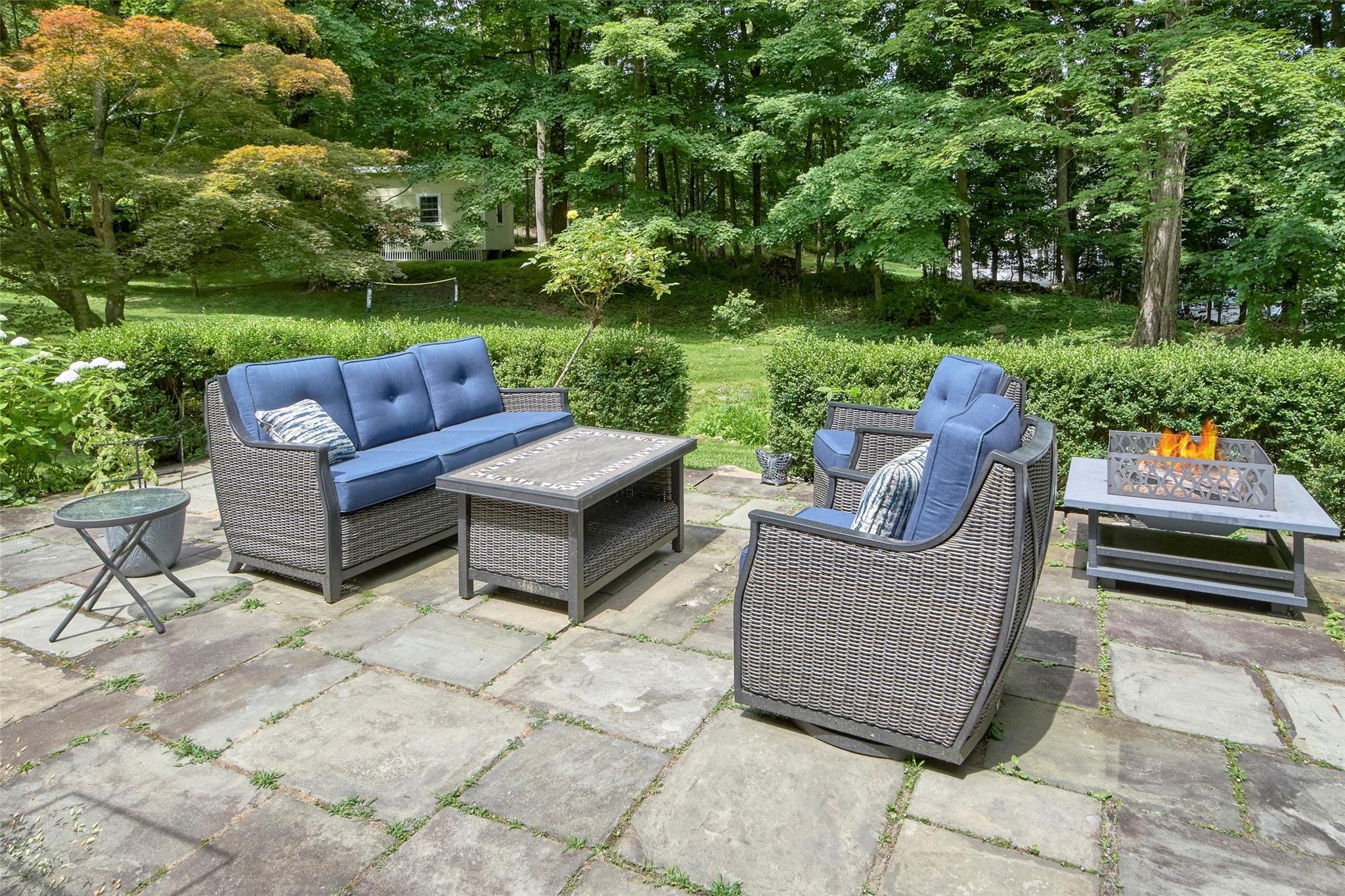 Chappaqua, New York 10514, United States, 3 Bedrooms Bedrooms, ,4 BathroomsBathrooms,Residential,Active,162186