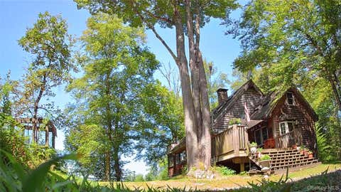 Homes For Sale - 885 Grandview Road<br/> Delaware County, Hancock, NY 13783
