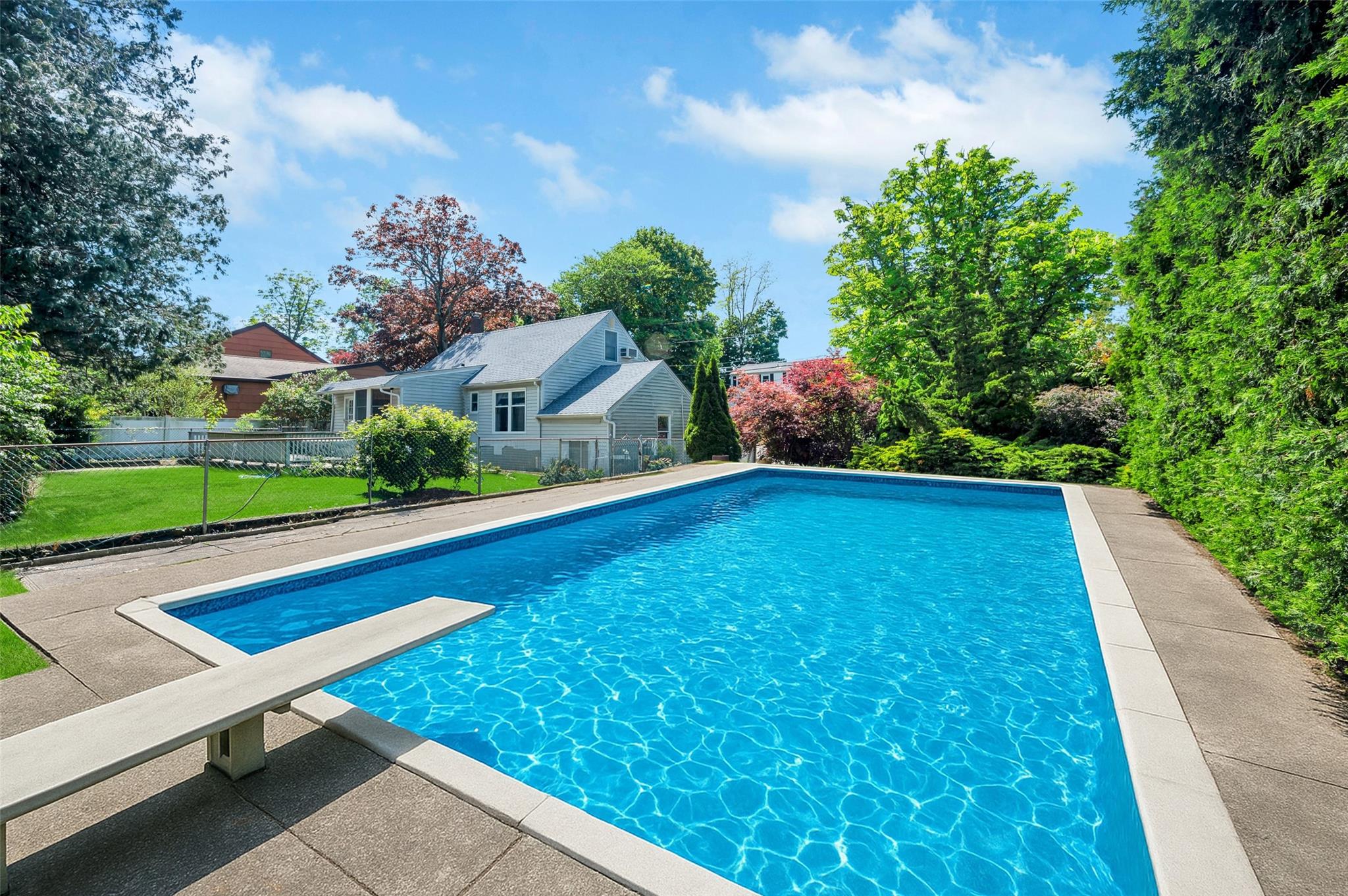 9 Forest Road, Kings Park, New York image 3