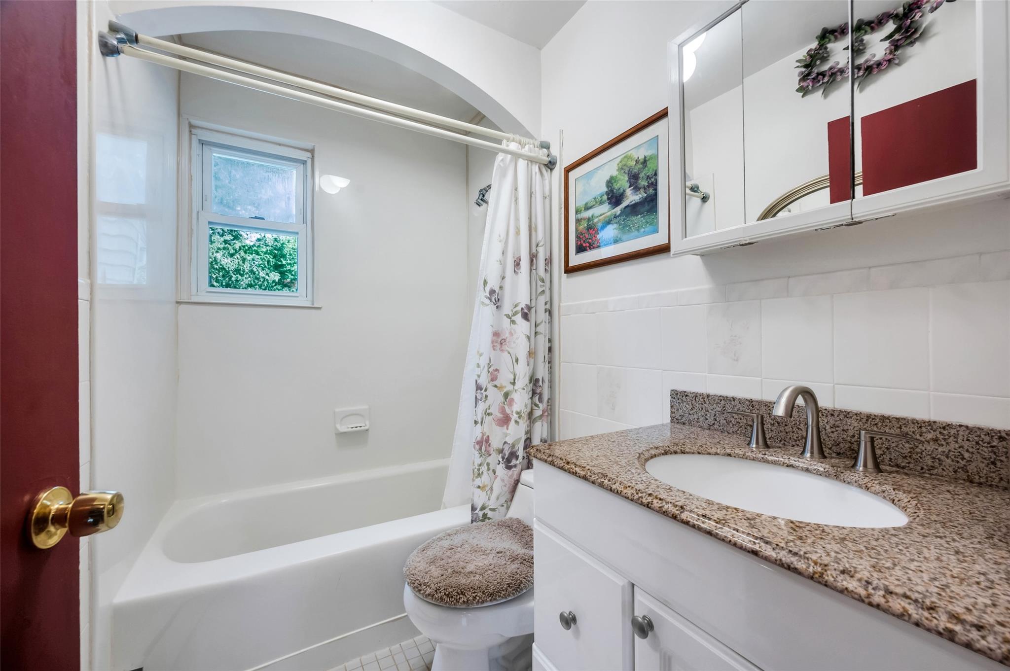 9 Forest Road, Kings Park, New York image 27
