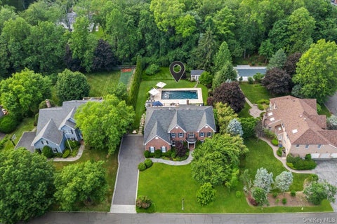 Homes For Sale - 32 Rolling Ridge Road<br/> White Plains, NY 10605
