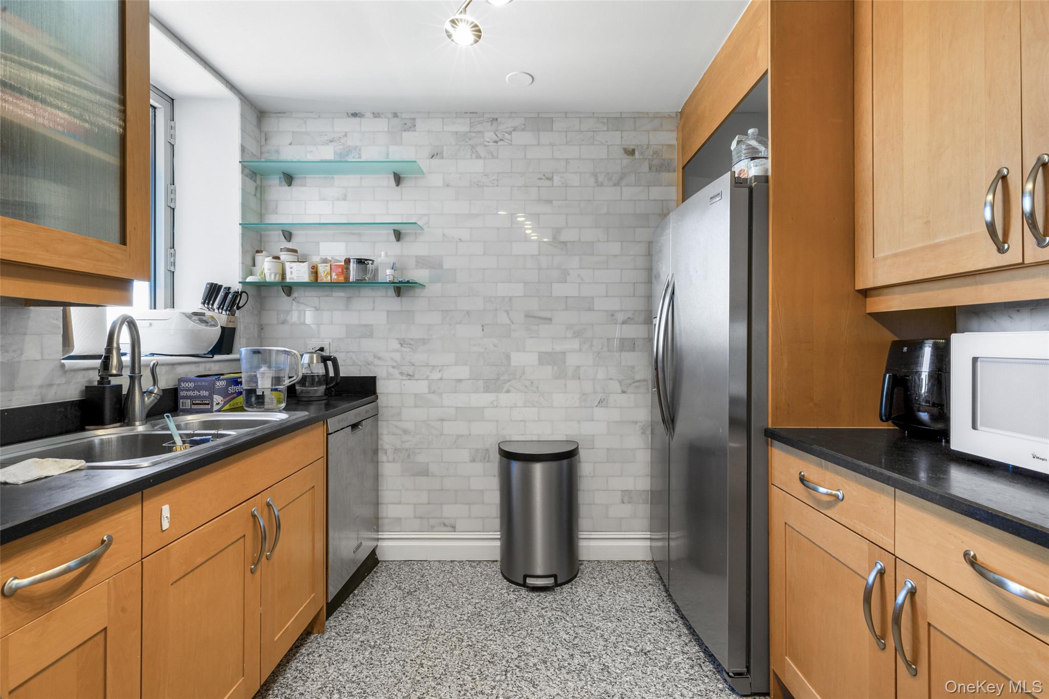 401 E 60th Street 25D