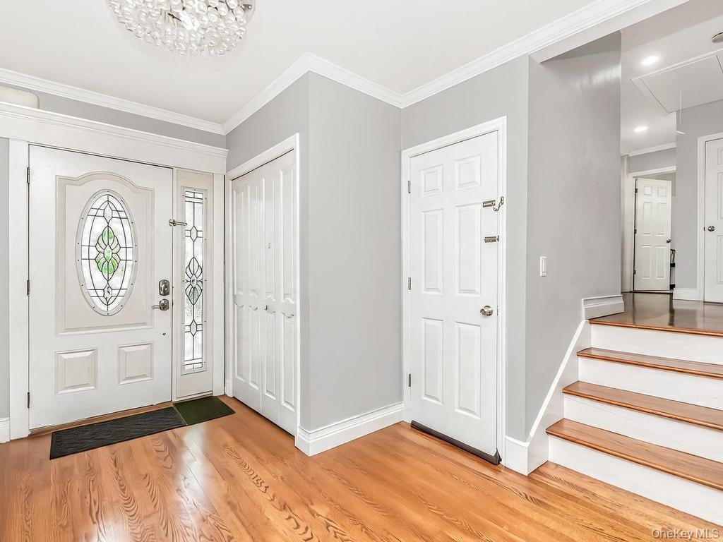 Photo of 130 La Salle Drive, Yonkers, NY 10710 (MLS # 1059078)