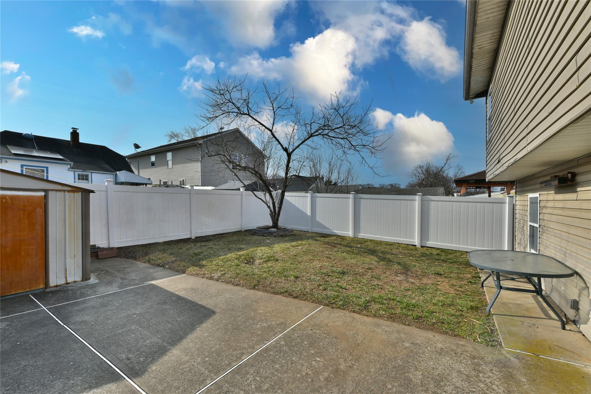 1011 Harrison Street, Uniondale, New York image 23