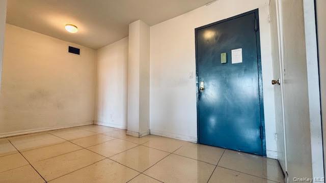 43-10 Kissena Boulevard 7J