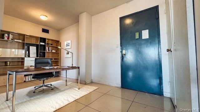 43-10 Kissena Boulevard 7J