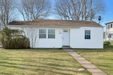 656 Post Avenue Bellport NY 11713