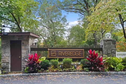 Homes For Sale - 1 David Lane #2A<br/> Yonkers, NY 10701