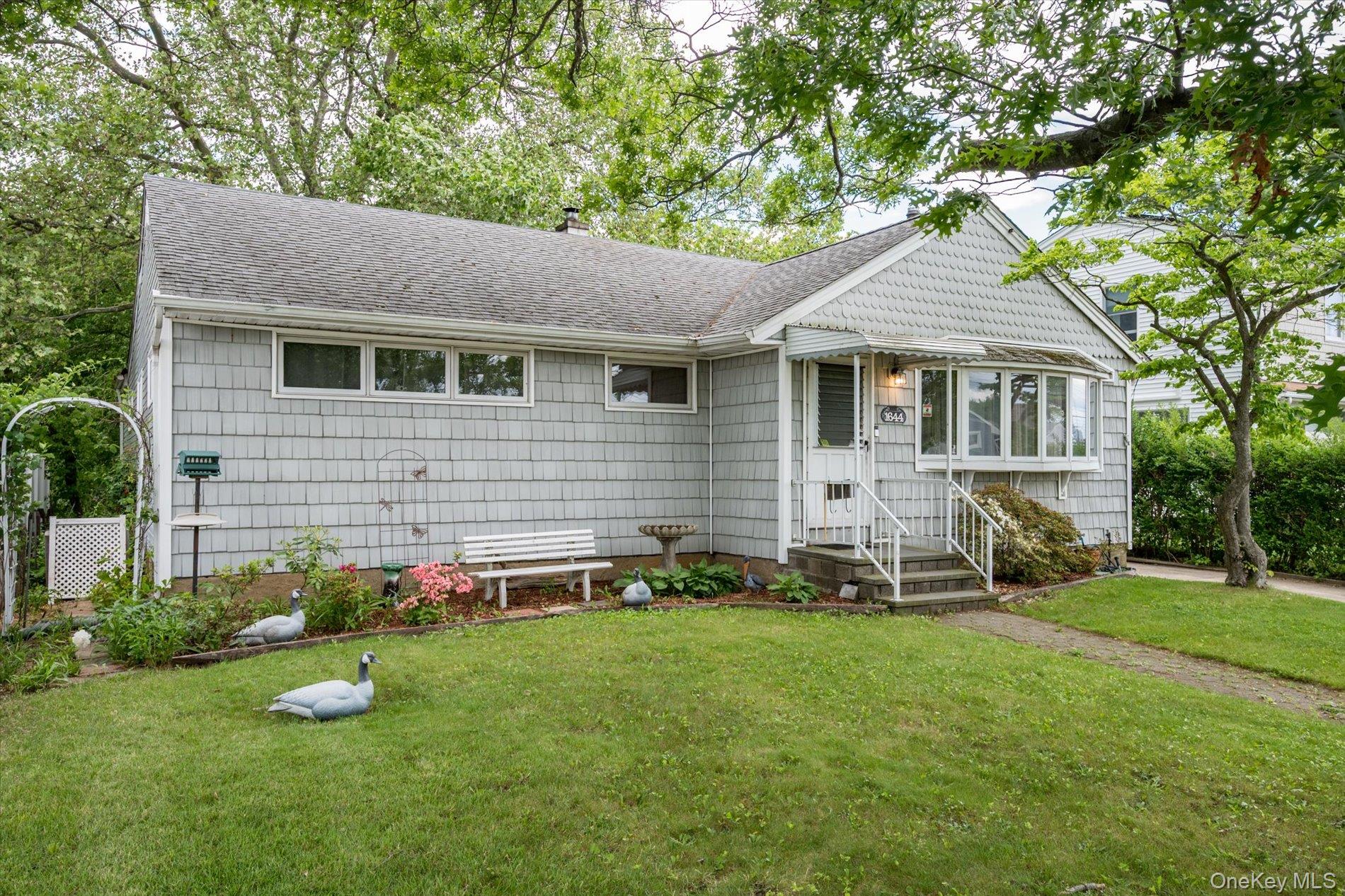 1644 Meadowbrook Road