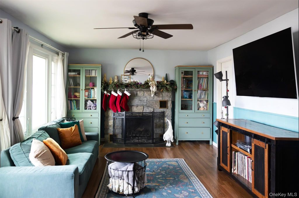 Photo of 50 Poseidon Road, Rocky Point, NY 11778 (MLS # 944007)