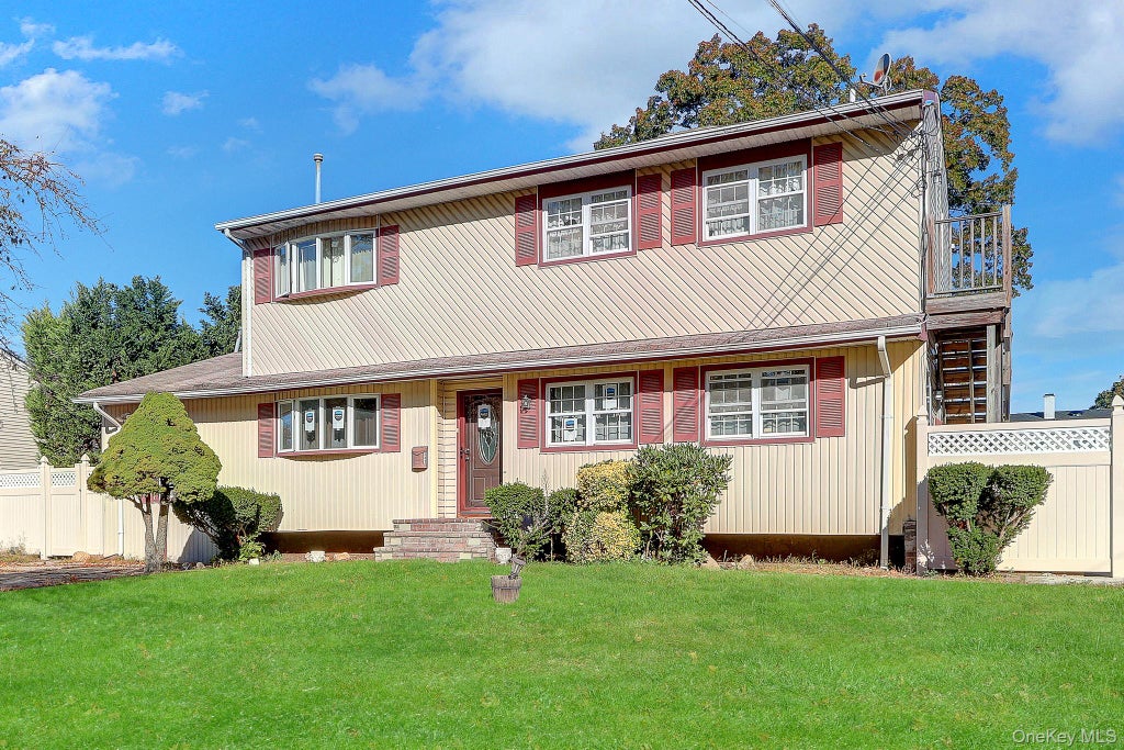 Photo of 247 Delaware Avenue, Bay Shore, NY 11706 (MLS # 1066009)