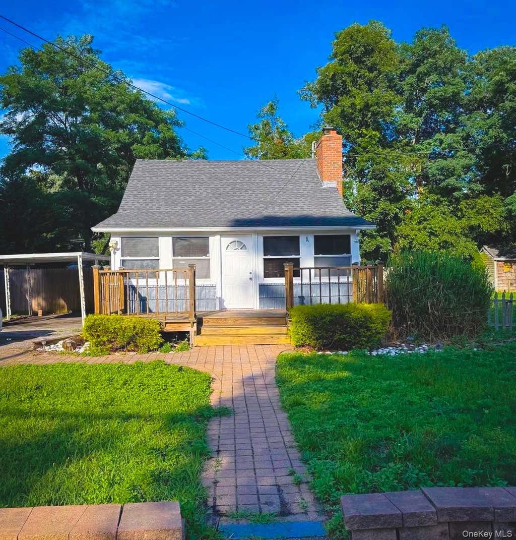 Photo of 97 Magnolia Drive, Mastic Beach, NY 11951 (MLS # 1035480)