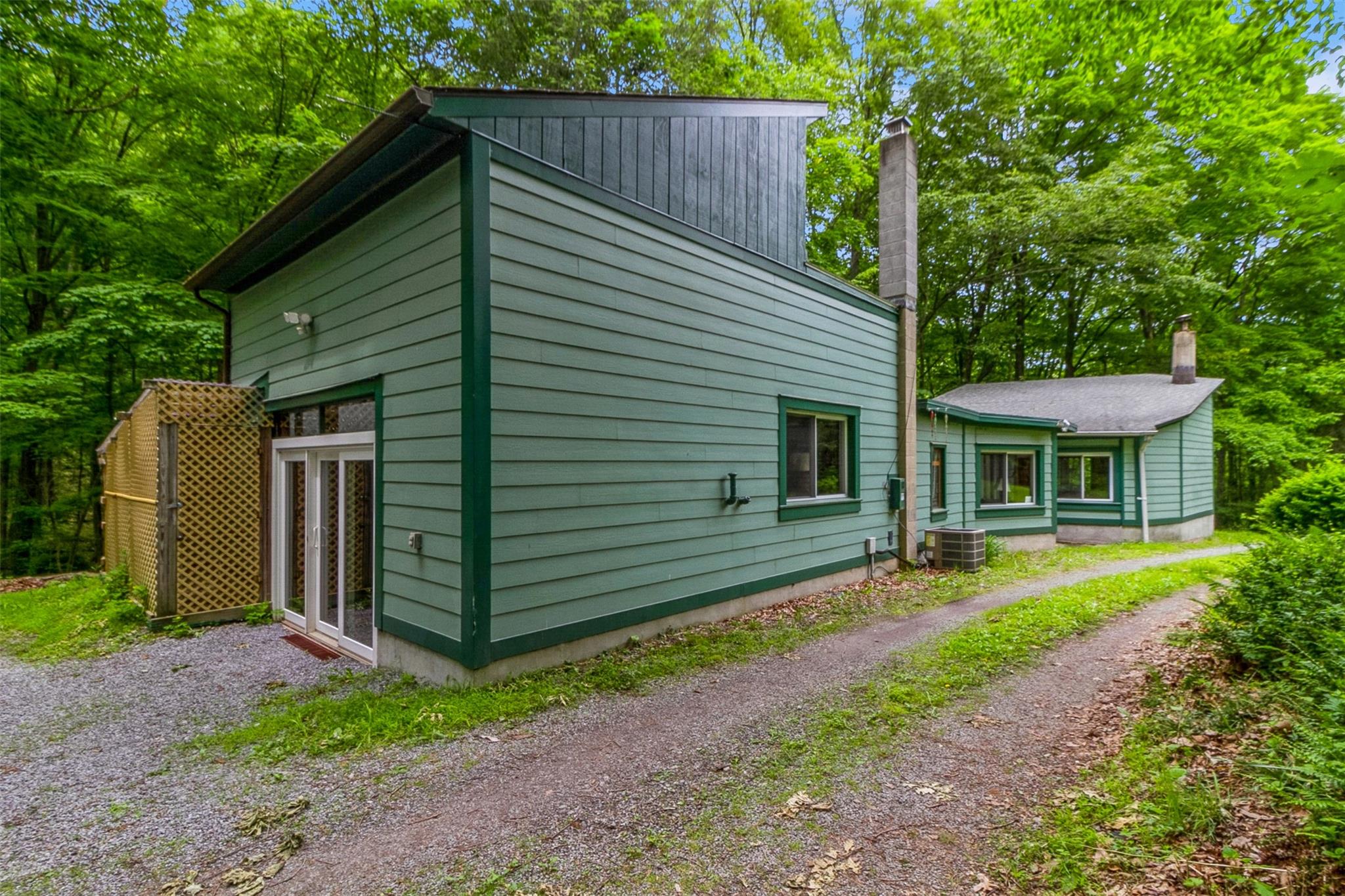 13 Hilldale Avenue, Somers, New York image 2