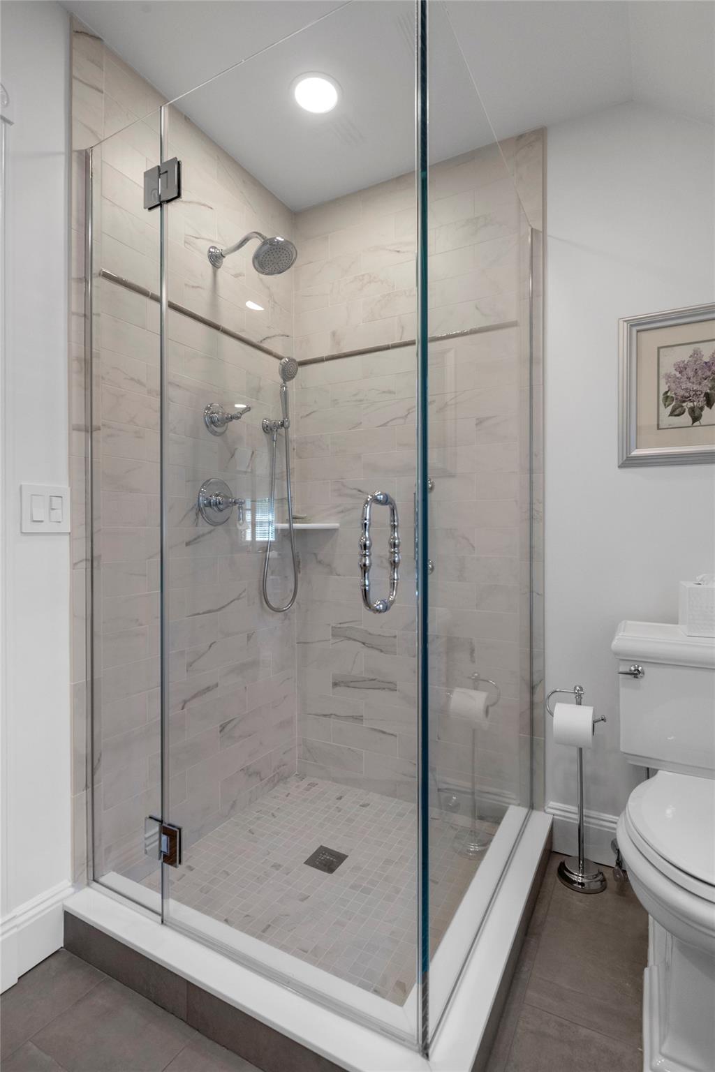 9 Robin Road, Manhasset, New York image 18