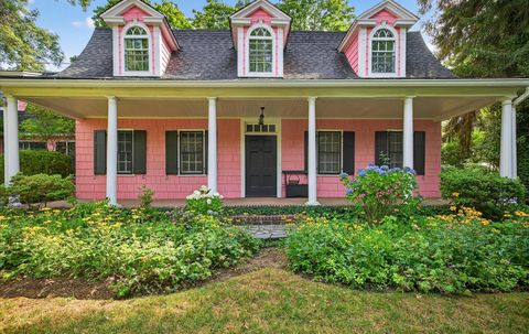 101 Forest Road Douglaston NY 11363