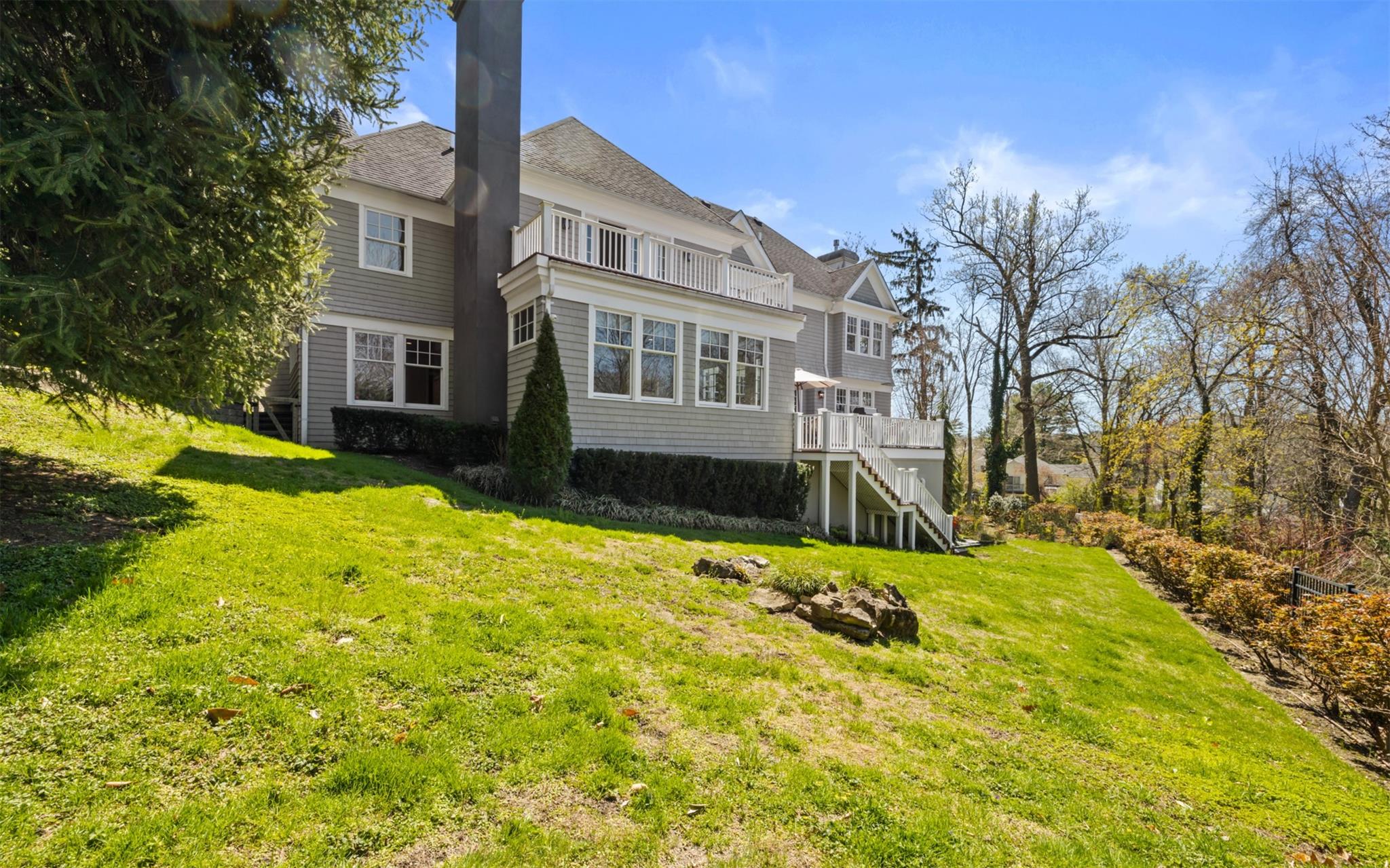 164 Colonial Parkway, Manhasset, New York image 41