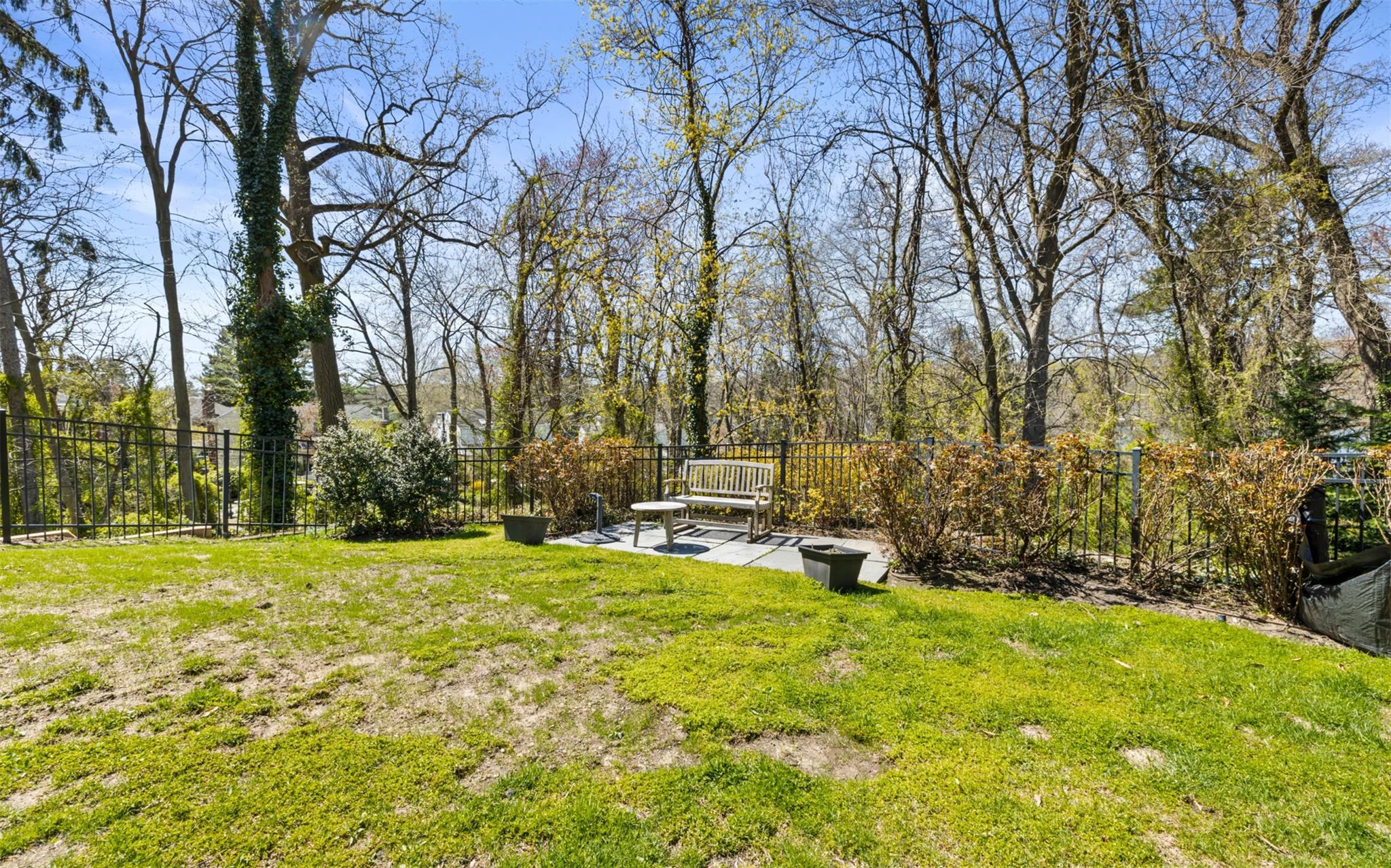164 Colonial Parkway, Manhasset, New York image 42