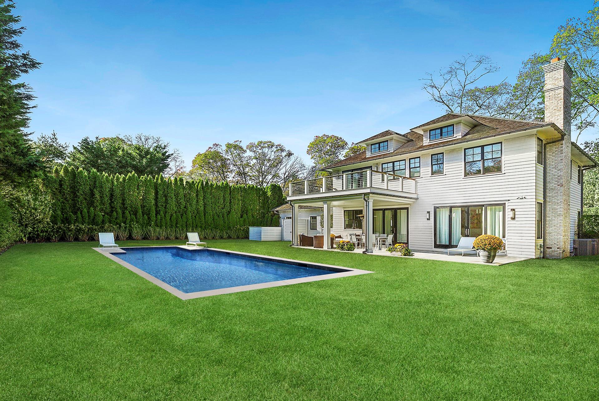 200 Cove Hollow Road, East Hampton, New York image 2