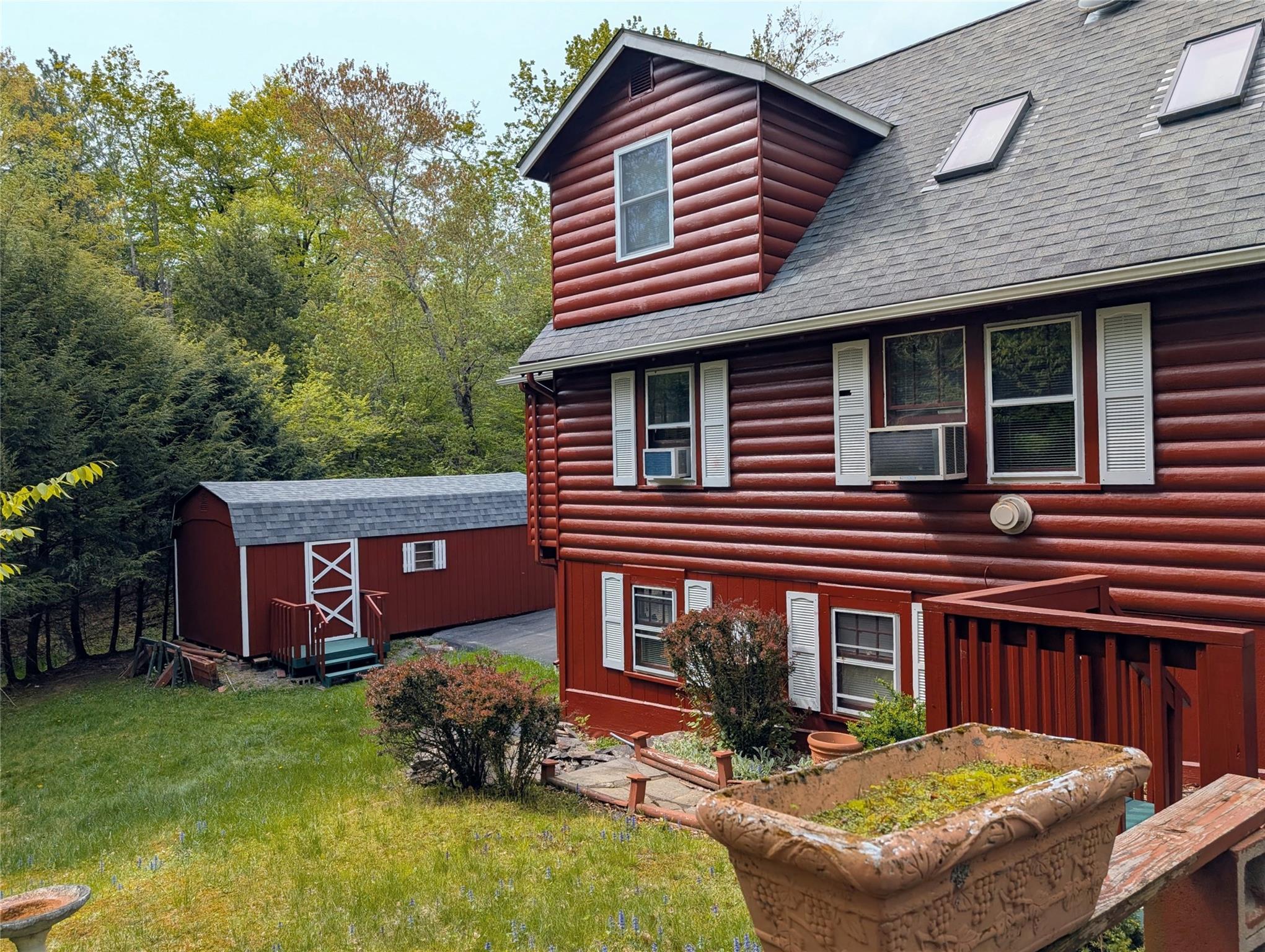 11 W Mongaup Trail, Smallwood, New York image 10