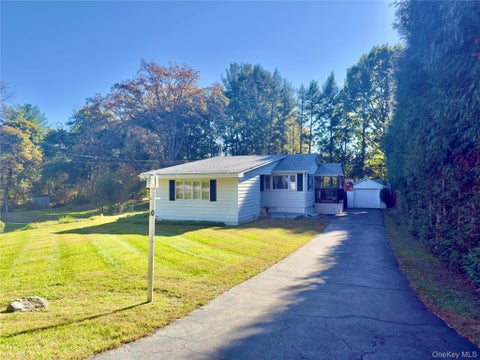 Photo of 10 Siebrecht Road, Pleasant Valley, NY 12569 (MLS # 1064857)