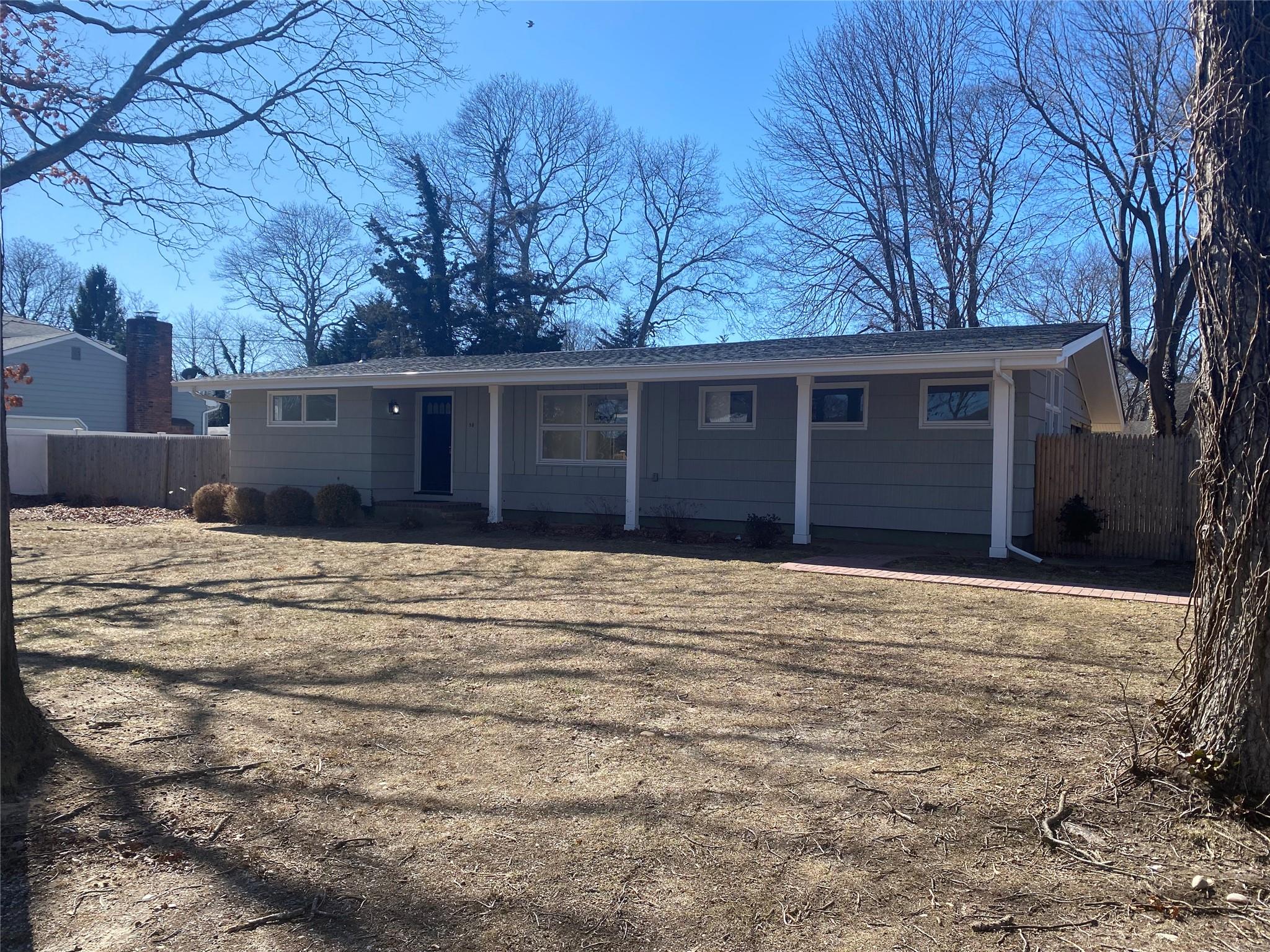 58 N Howells Point Road, Bellport Village, New York image 2