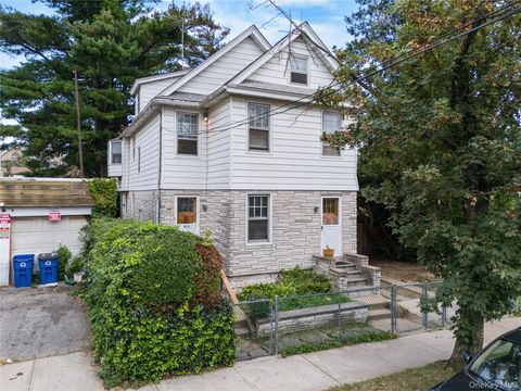 45-11 157th Street Flushing NY 11355