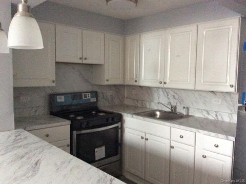 44 S Bleeker Street 1B Mount Vernon NY 10550