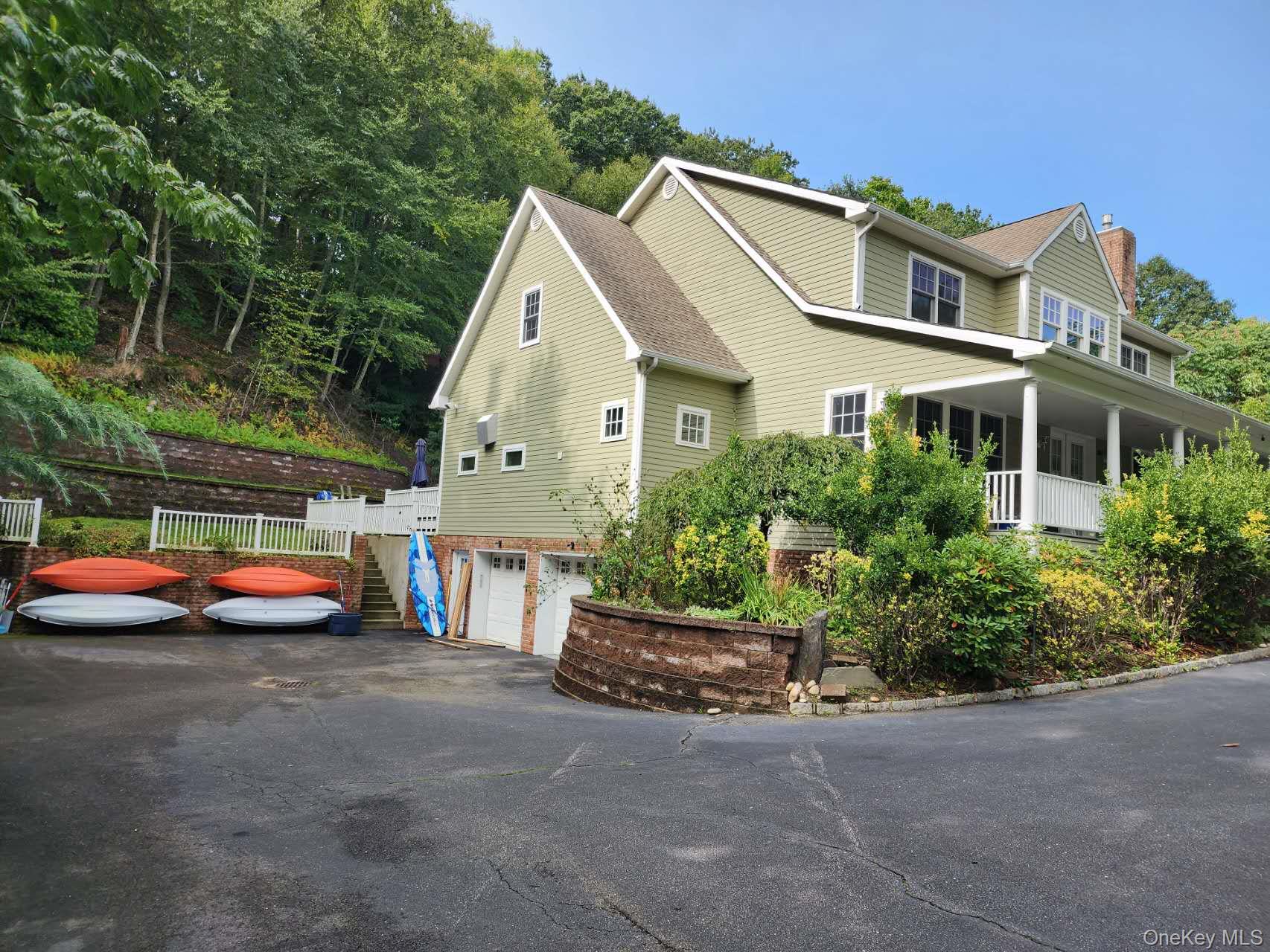 1259 N Country Road