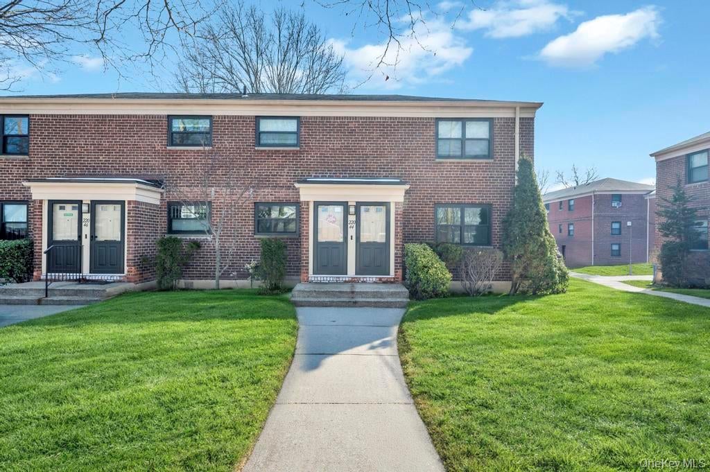 Photo of 220-44 73rd Avenue Ave #26A1, Oakland Gardens, NY 11364 (MLS # 1041344)