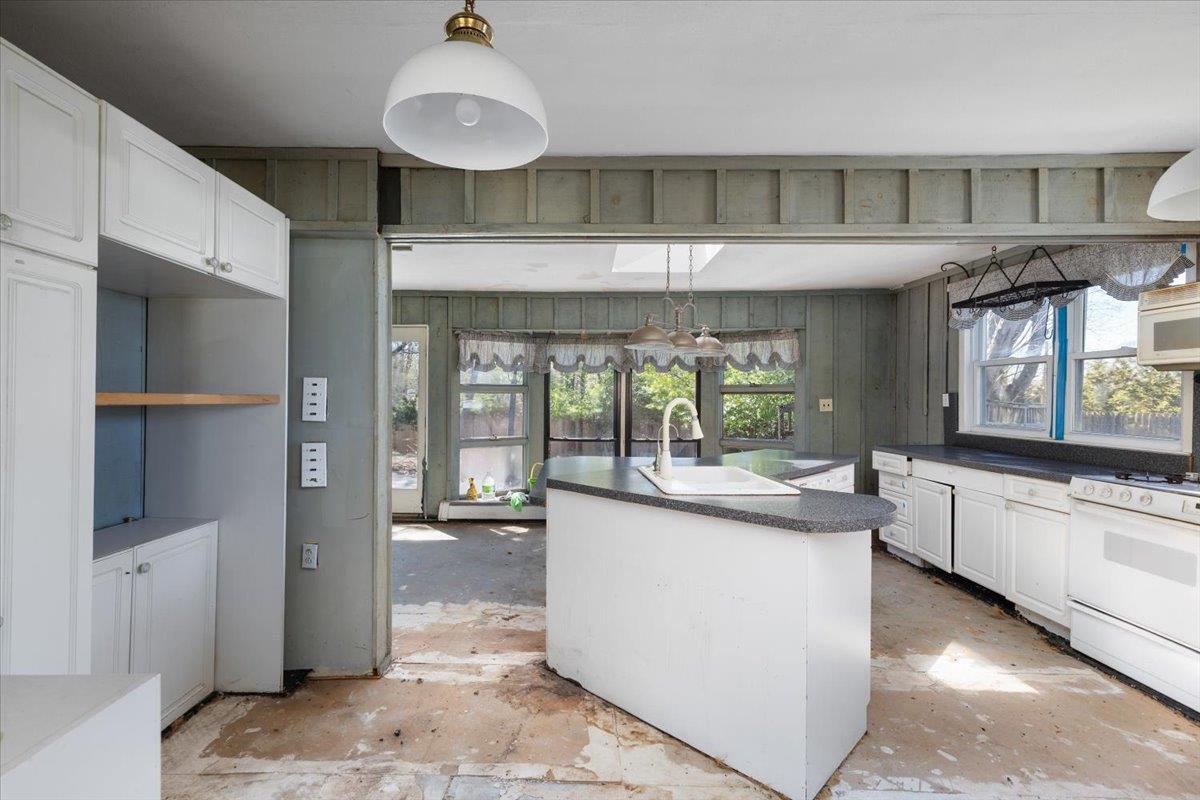 21 Colby Drive, Kings Park, New York image 10