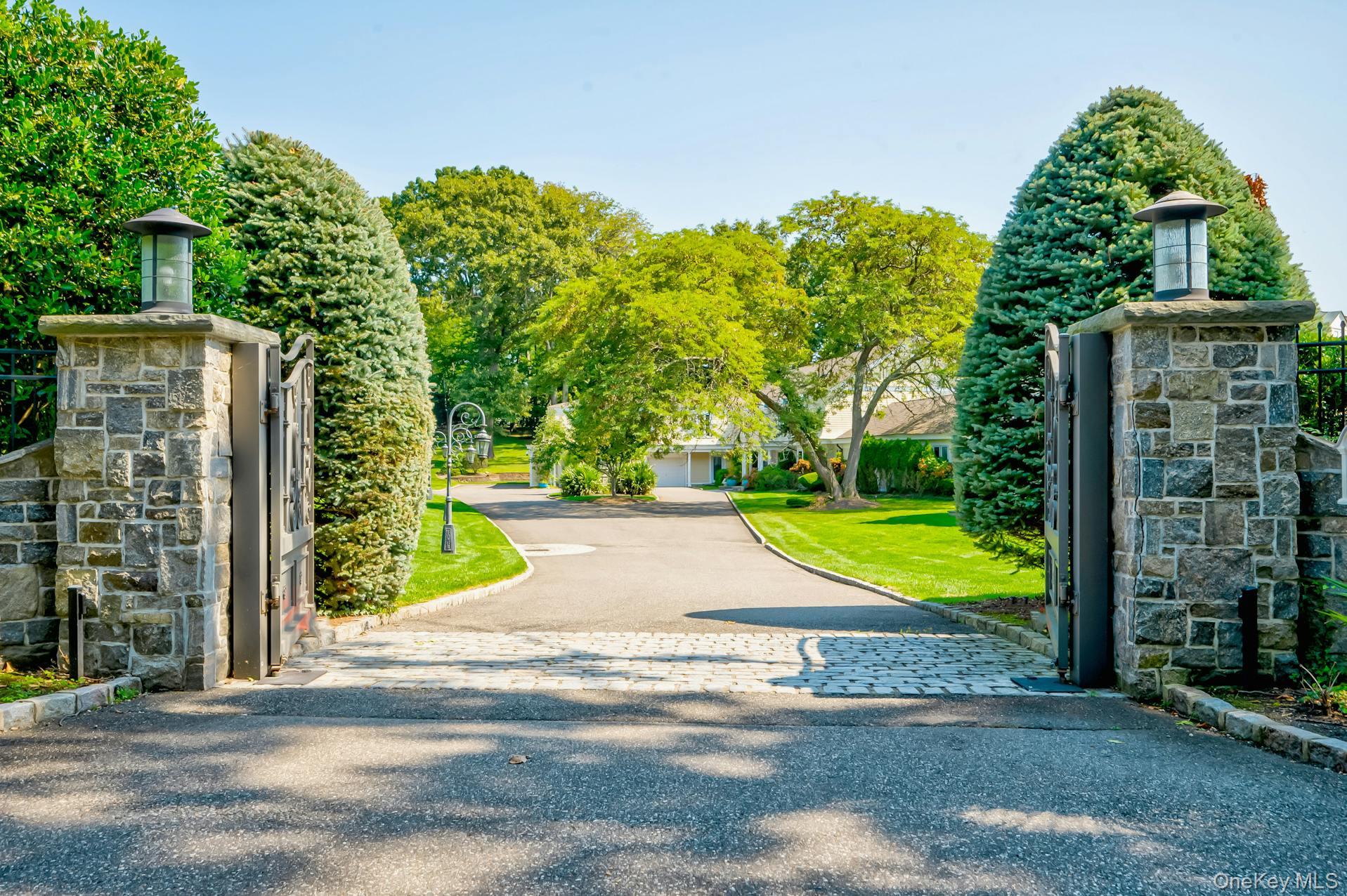 33 Beach Road