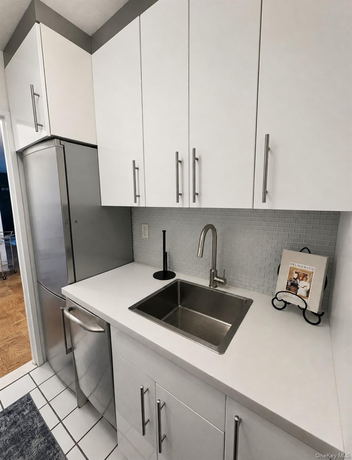 225 E 57th Street 20E