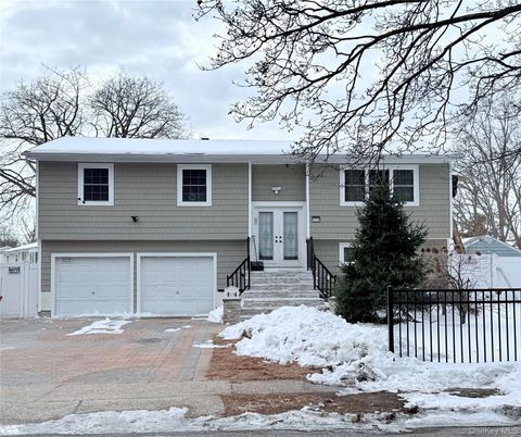 Photo of 1034 Commack Road, Brentwood, NY 11717 (MLS # 958062)