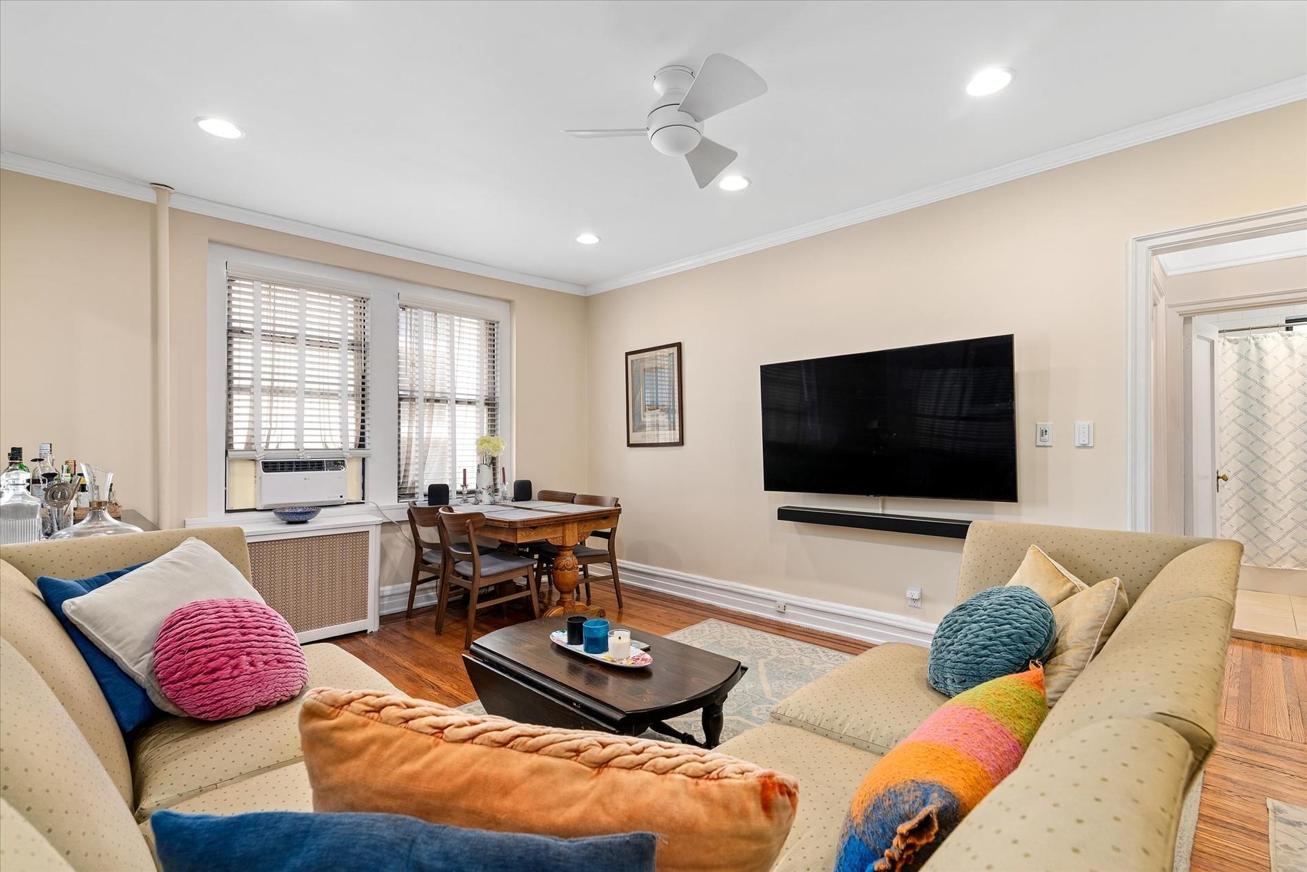 35-55 29th Street #3D, Astoria, New York image 2