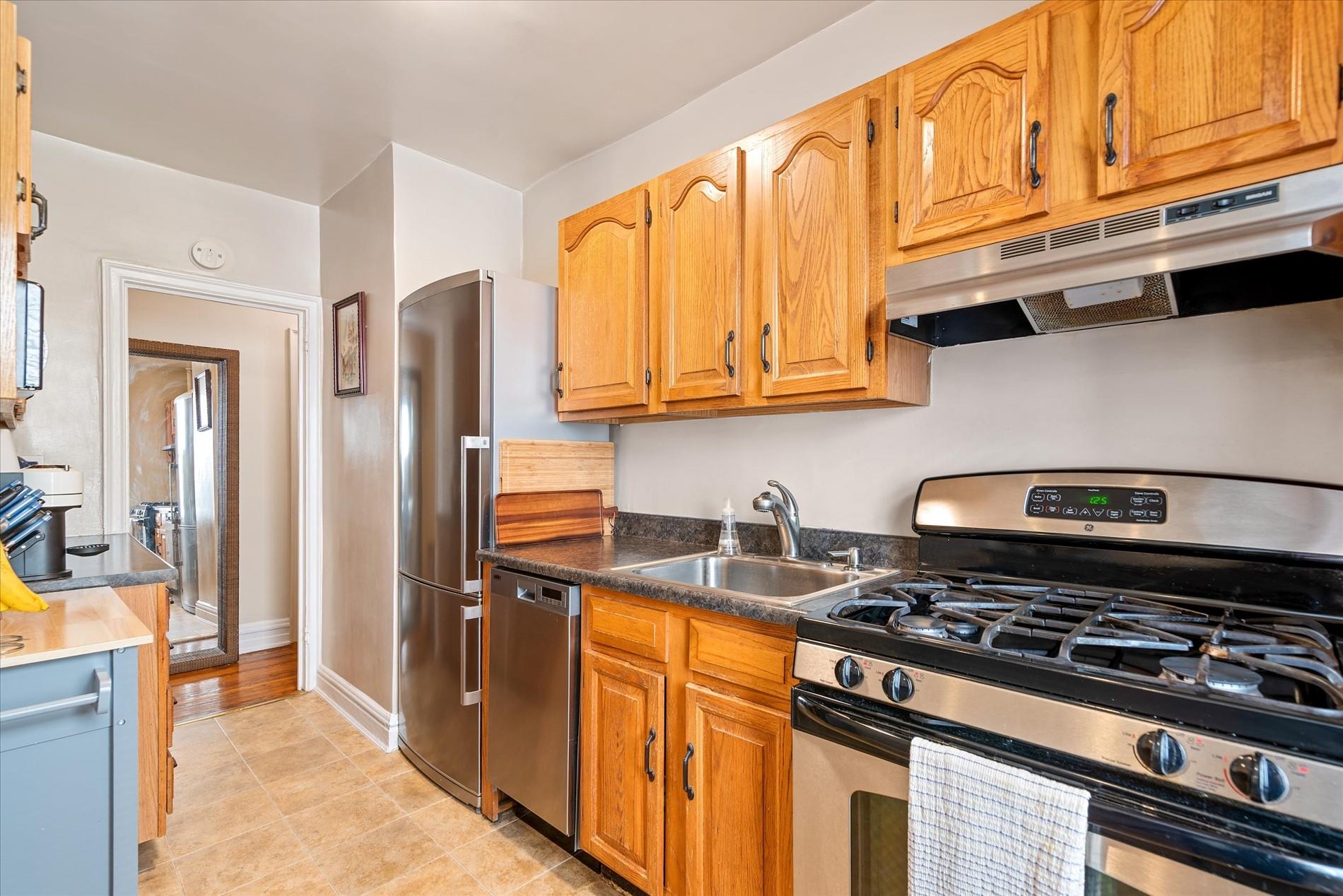 35-55 29th Street #3D, Astoria, New York image 6