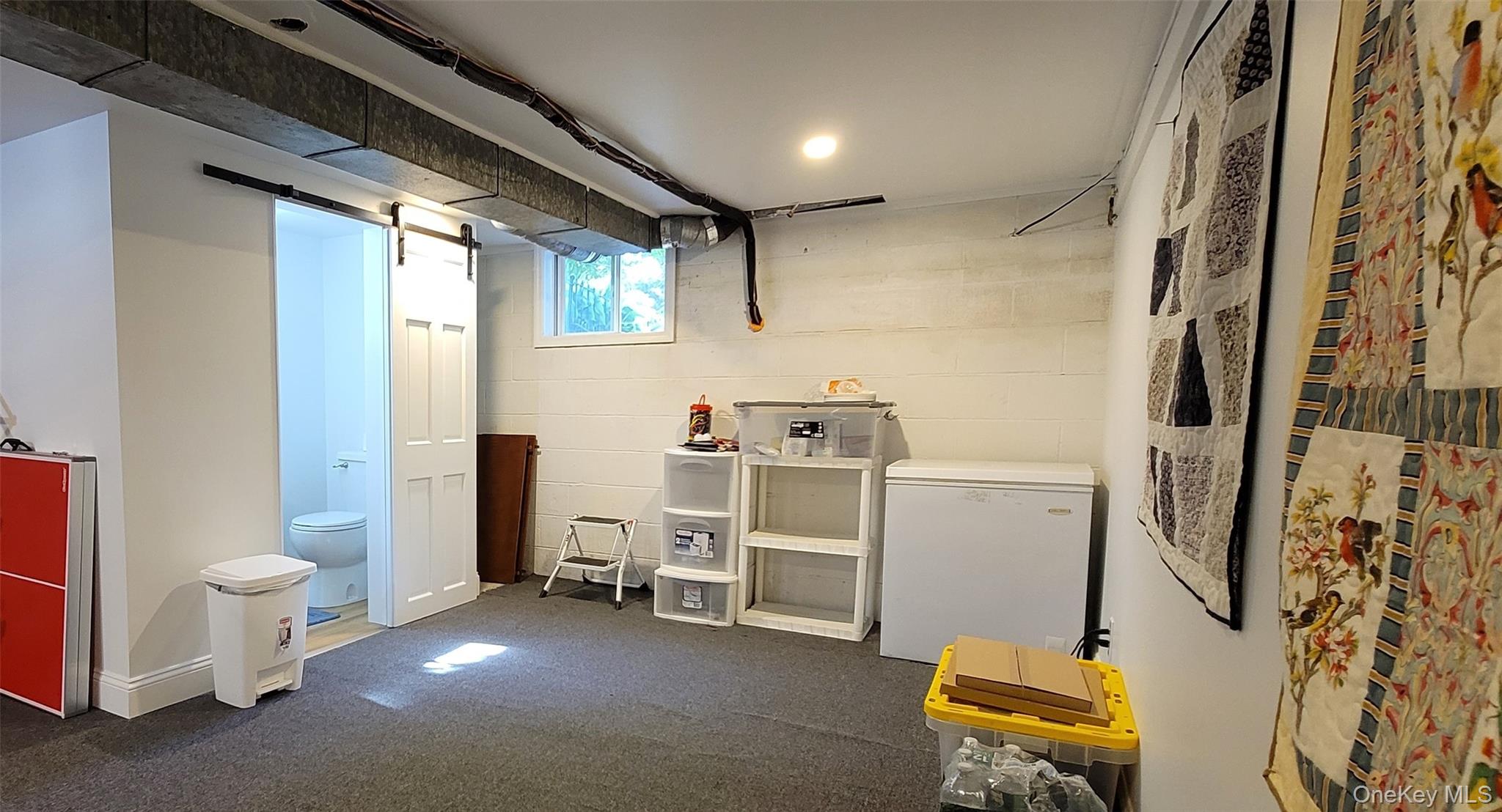 Rhinebeck, New York 12572, United States, 3 Bedrooms Bedrooms, ,3 BathroomsBathrooms,Residential,Active,224303