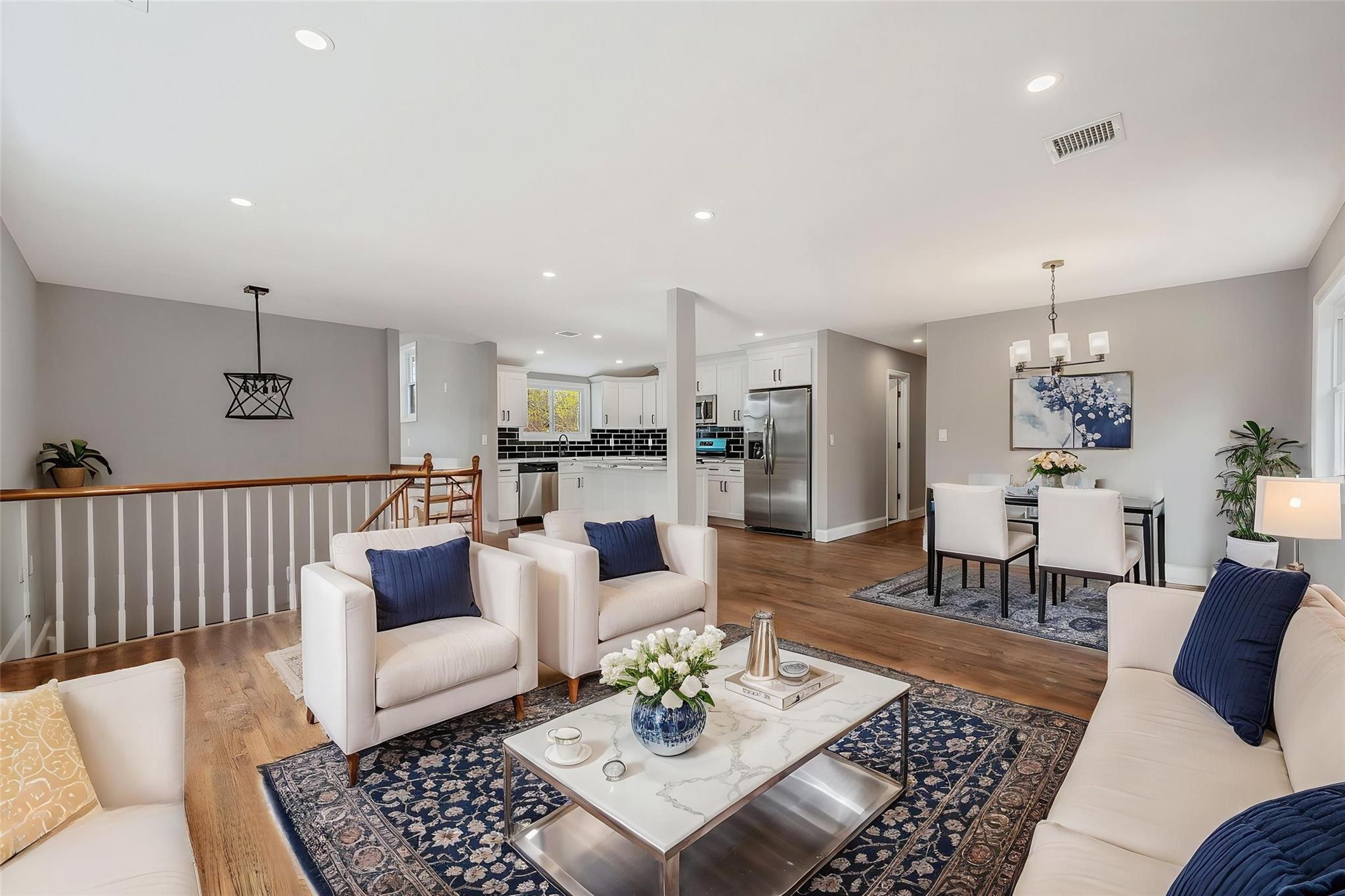1507 Lincoln Avenue, Bohemia, New York image 4