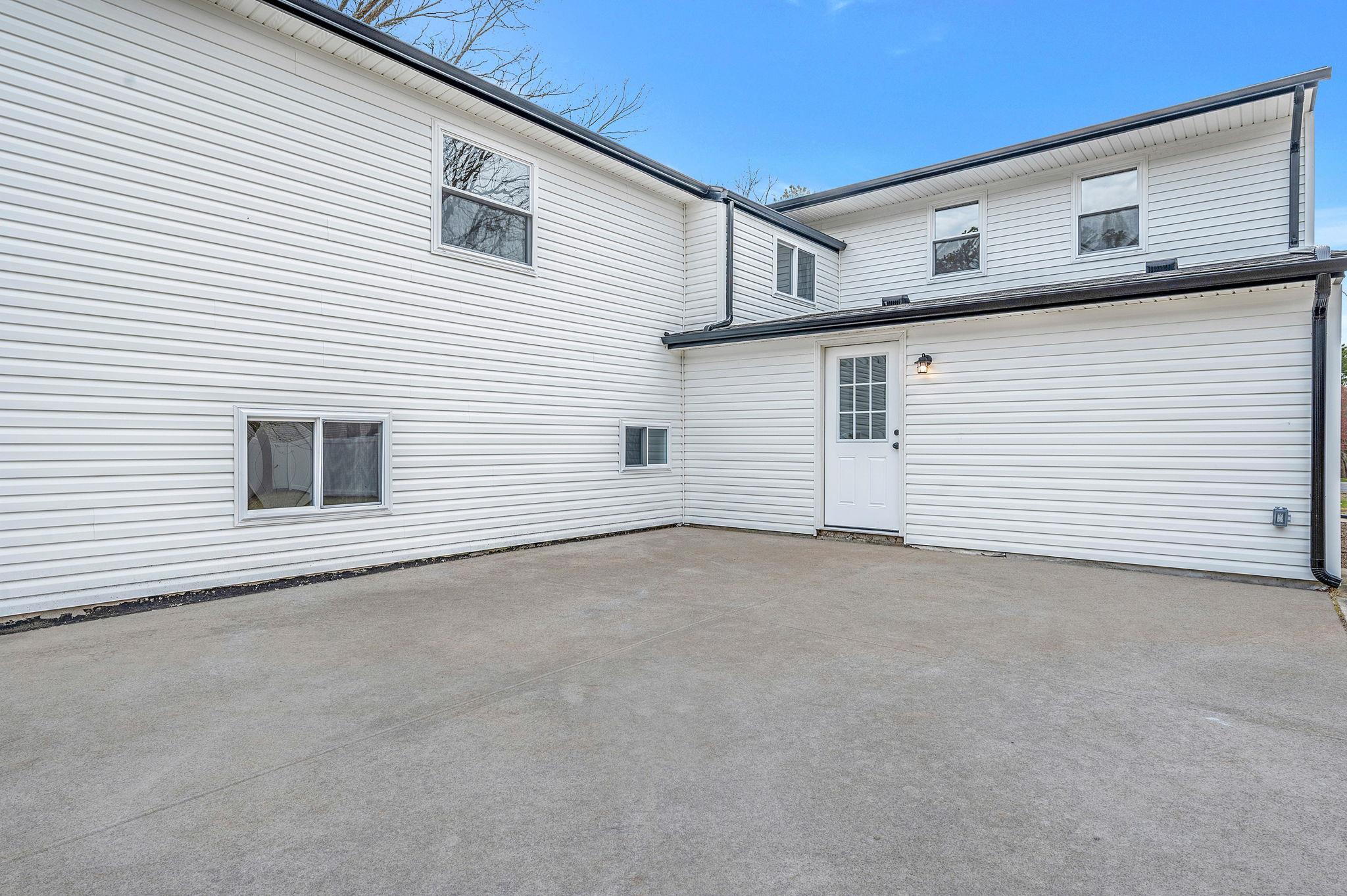 1507 Lincoln Avenue, Bohemia, New York image 32
