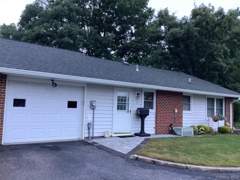Condo For Sale - 238 Blackpool Court #A<br/> Suffolk County, Ridge, NY 11961