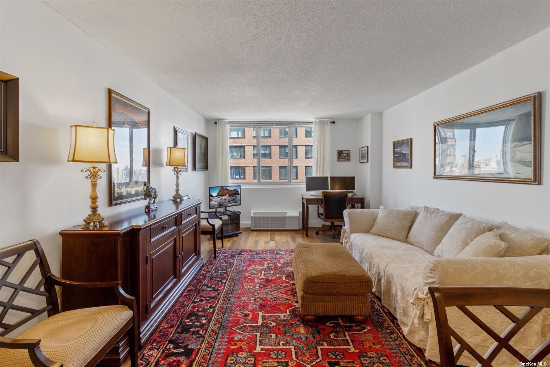 345 E 93rd Street 20A