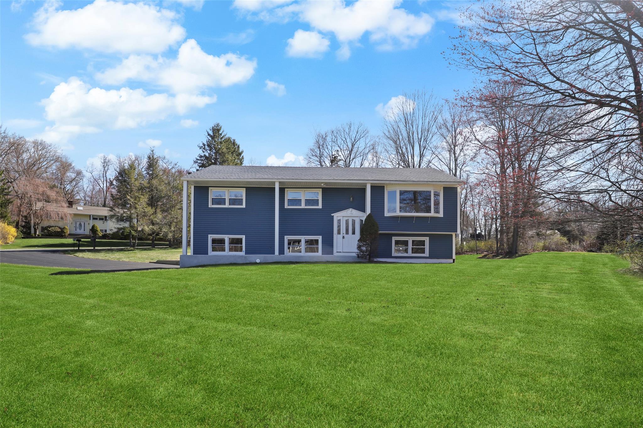 15 Spruce Knolls, Putnam Valley, New York image 1