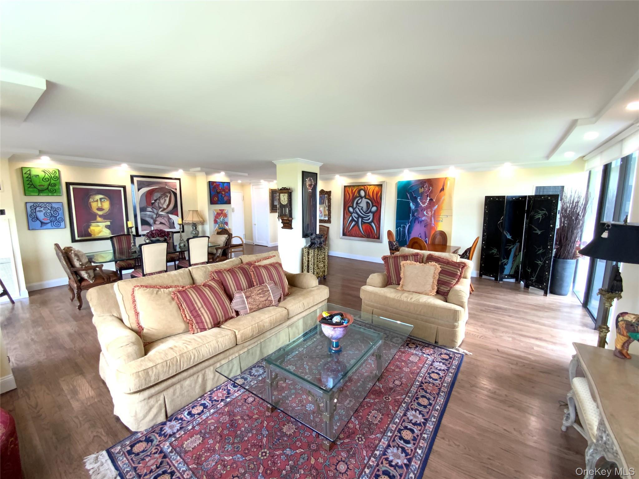 27010 Grand Central Parkway 19O