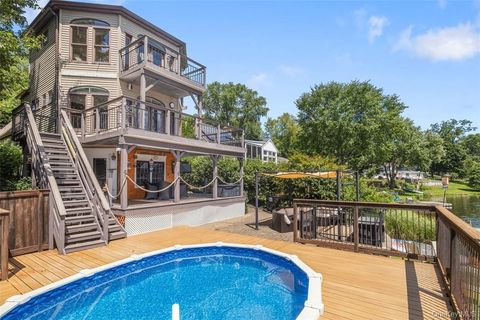 Homes For Sale - 545 Shore Drive<br/> New Windsor, NY 12553