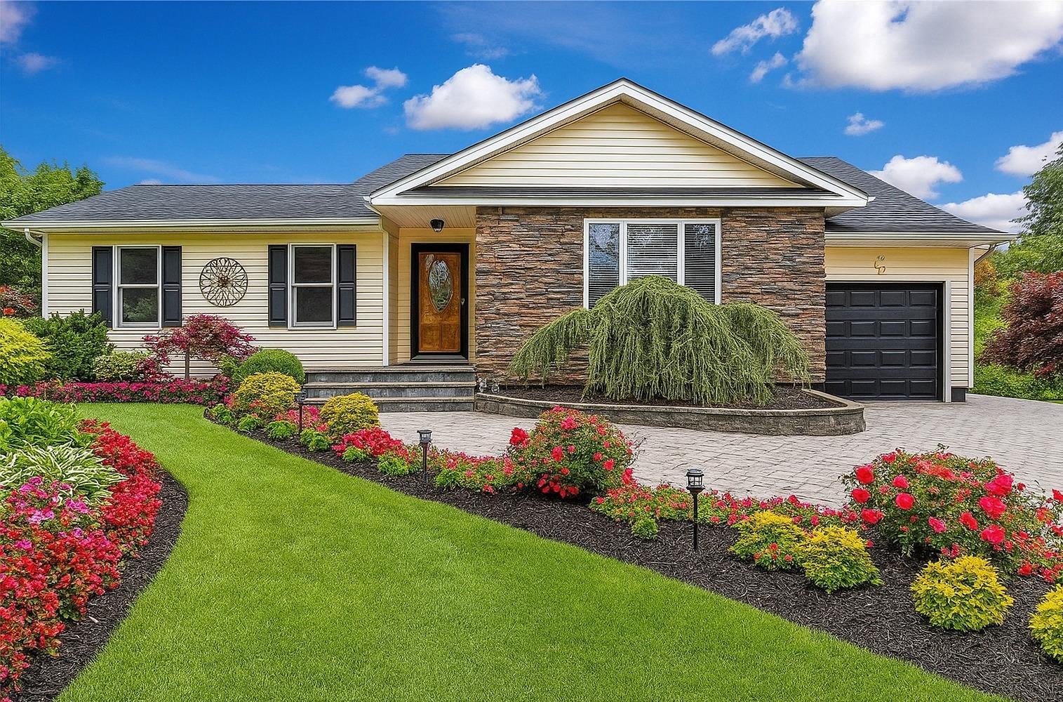 143 N Summit Ave Ave, Patchogue, New York image 1
