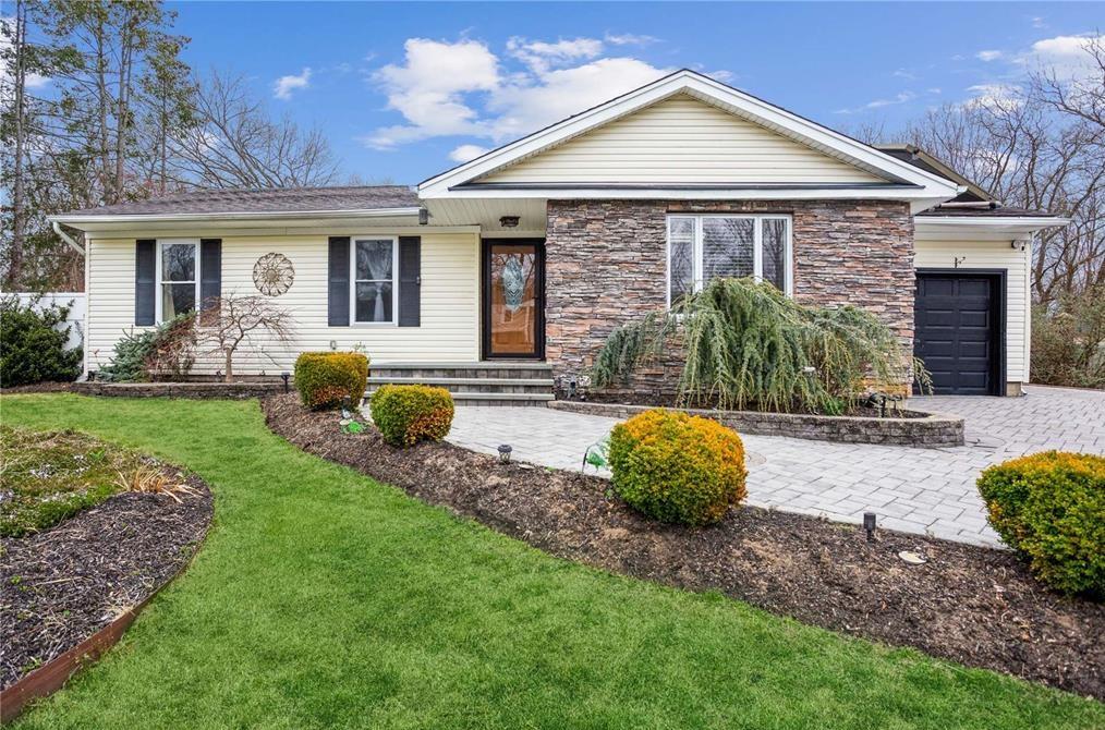 143 N Summit Ave Ave, Patchogue, New York image 2