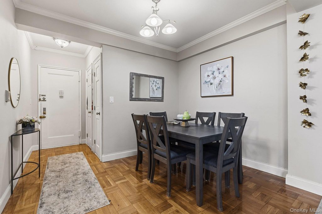 Photo of 210 Pelham Road #6E, New Rochelle, NY 10805 (MLS # 963384)