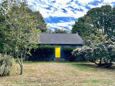Homes For Rent - 285 Oyster Ponds Lane<br/> Orient, NY 11957