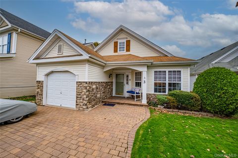 Photo of 3 Sophia Drive, Middle Island, NY 11953 (MLS # 931632)