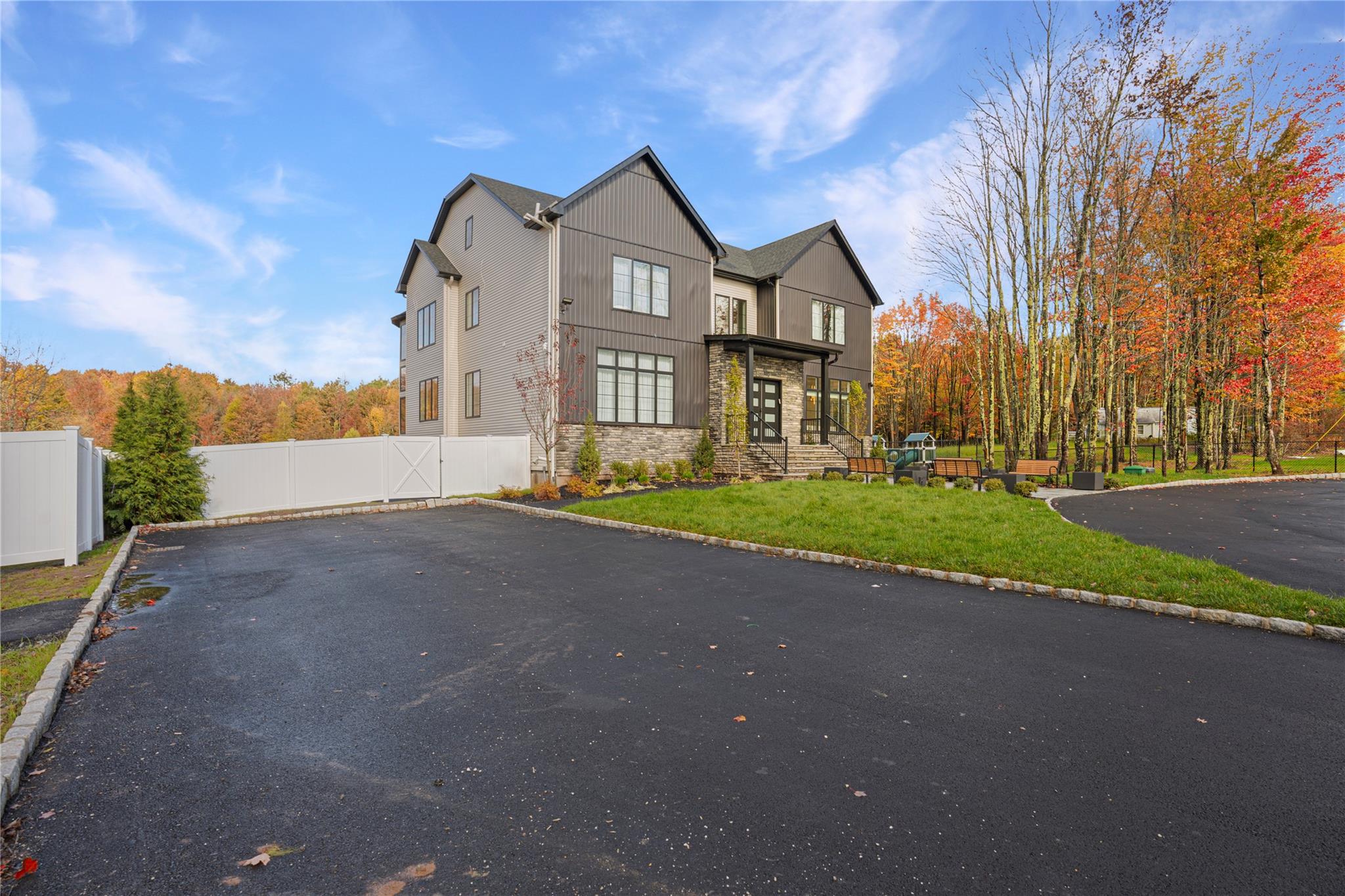 50 Kelly Bridge Road, Swan Lake, New York image 2